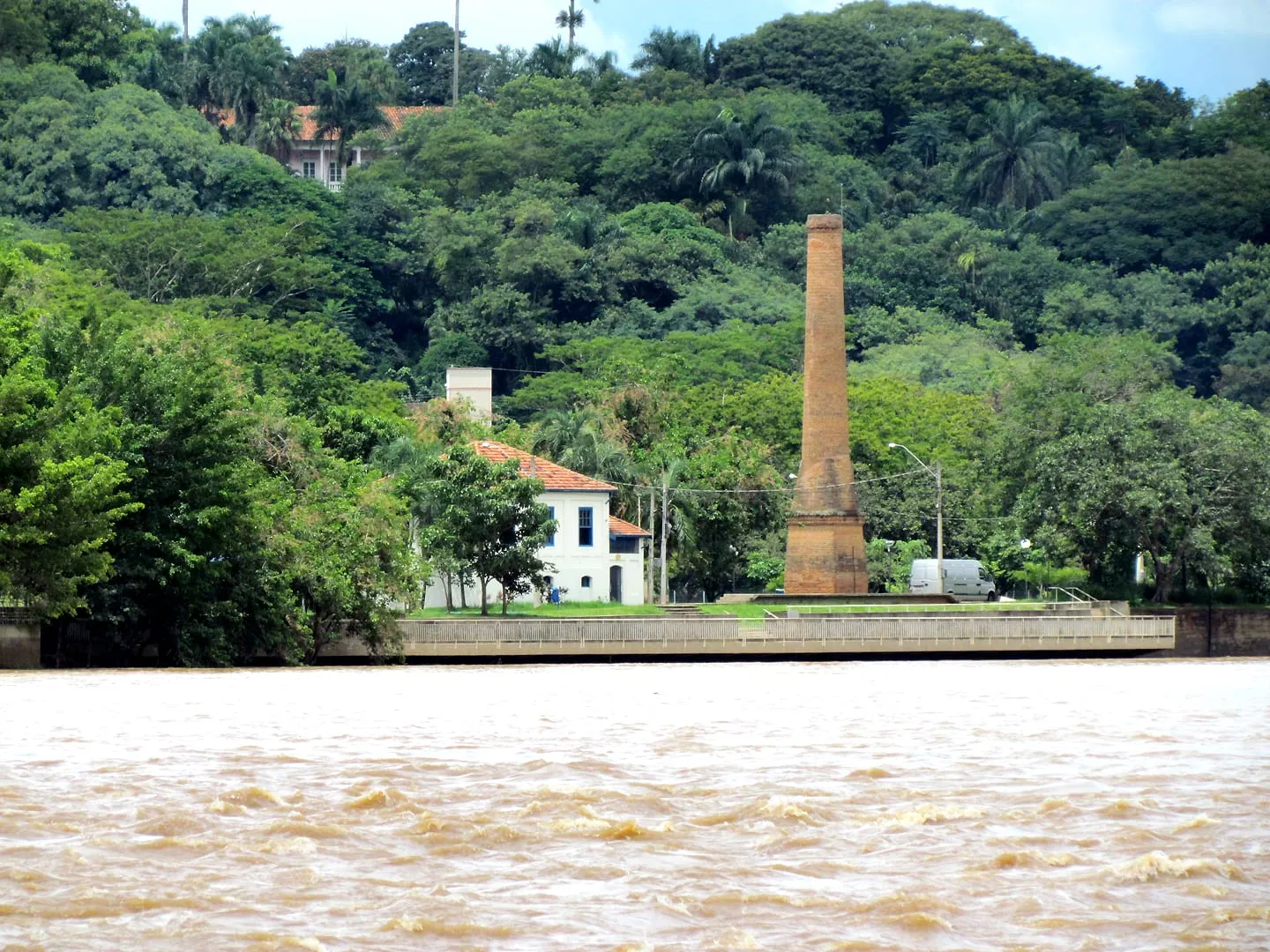 Fotografia de rua e do cotidiano em Piracicaba e São Paulo — Rio Piracicaba